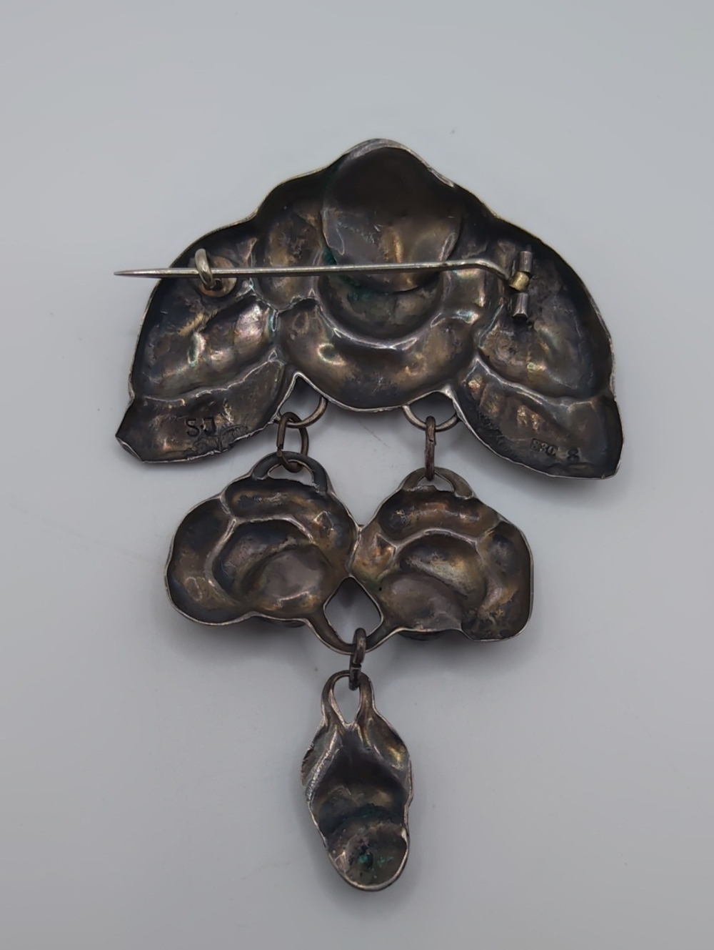 S Jacobsen Danish Skønvirke Art Nouveau Silver and Chrysoprase Brooch - Picture 2 of 9